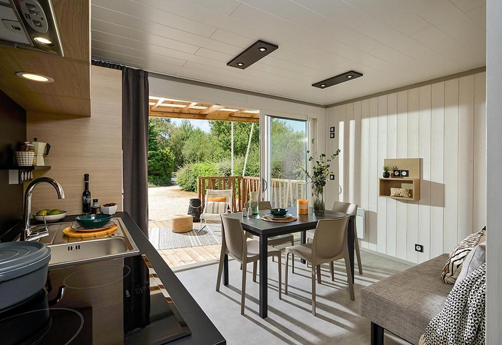 Camping Les Campagnes โรกามาดูร์ ภายนอก รูปภาพ